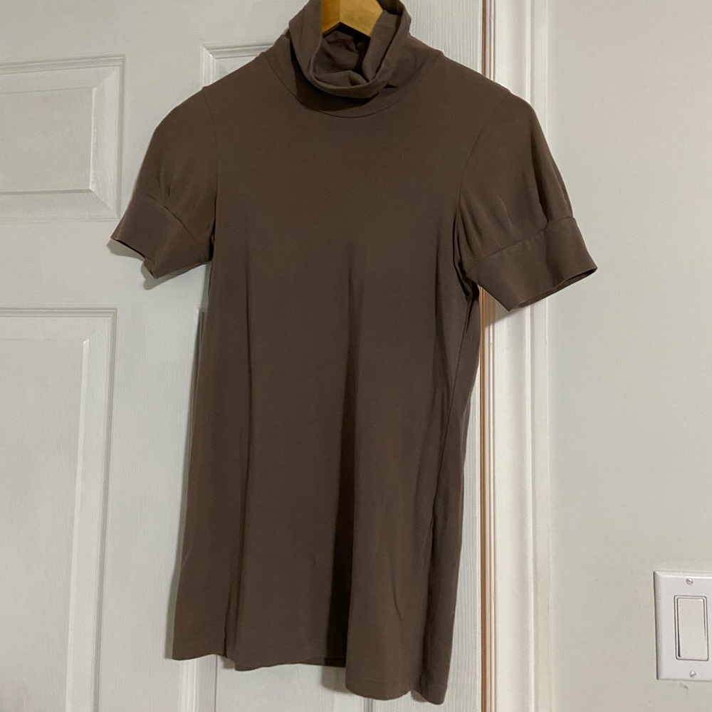 Theory women’s mock neck top